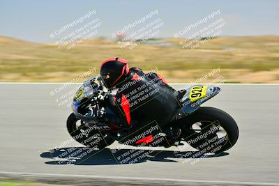 media/Apr-13-2025-TrackXperience (Sun) [[fb1ef998a6]]/Level 2 (Intermediate)/Turn 8 (Session 3)/